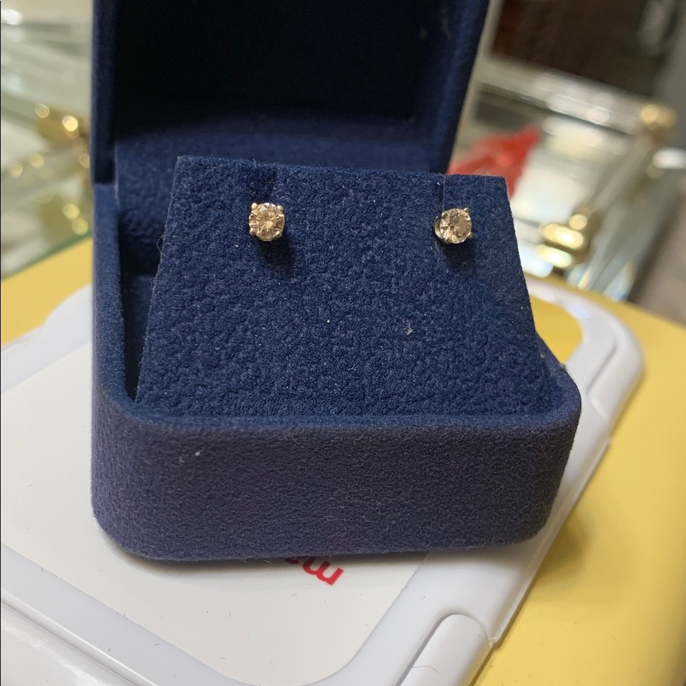 Spence Diamond 0.50ct Elegant 14K White Gold Stud Earrings - Picture 8 of 9